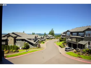 Photo #4: 19622631 Listing 