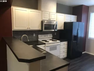 Photo #4: 19625516 Listing 