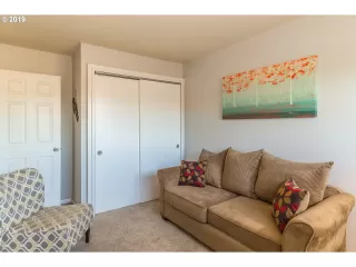 Photo #3: 19625959 Listing 