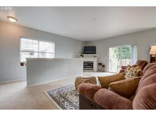 Photo #2: 19626053 Listing 