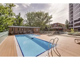 Photo #5: 196274819 Listing