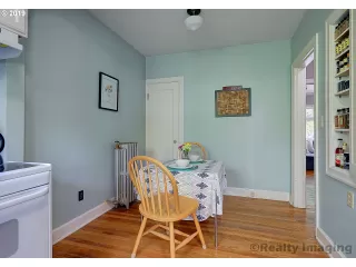 Photo #4: 19631026 Listing