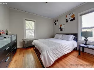 Photo #6: 19631026 Listing