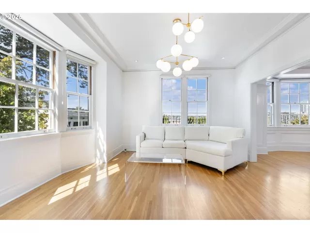 MLS: 196321435 Condo For Sale