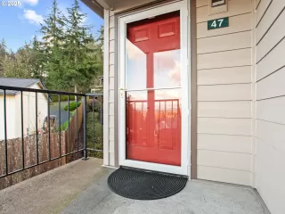 Photo #3: 196334017 Listing