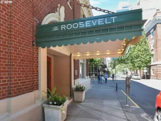 Photo #2: 19633460 Listing