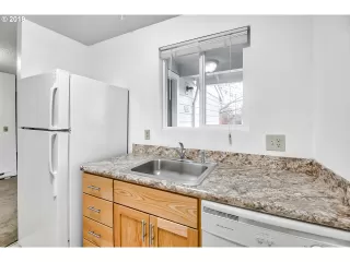 Photo #2: 19640518 Listing