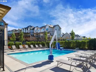 Photo #6: 19641400 Listing