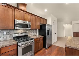 Photo #1: 19650632 Listing 