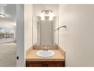 Photo #3: 19650632 Listing 