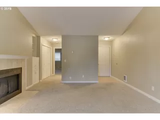 Photo #2: 19654443 Listing