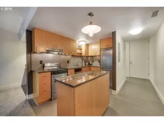 Photo #2: 19660976 Listing