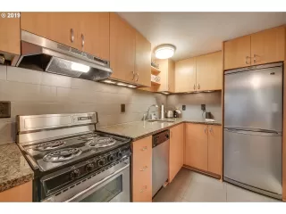 Photo #3: 19660976 Listing