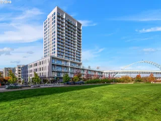 Photo #1: 19665648 Listing