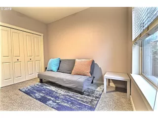 Photo #5: 19669396 Listing