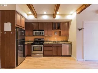 More Details about MLS # 19669654 : 4040 N MONTANA AVE 1