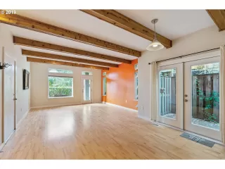 Photo #6: 19669654 Listing 
