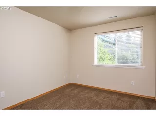 Photo #1: 19669660 Listing