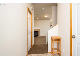 Photo #6: 19669660 Listing