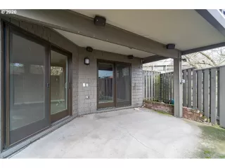 Photo #3: 19670184 Listing