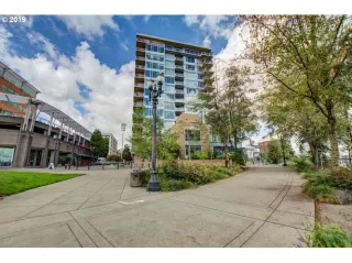 Photo #6: 19672544 Listing 