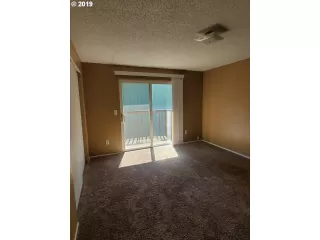 Photo #2: 19680882 Listing