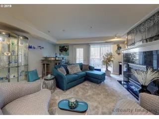 Photo #1: 19681087 Listing