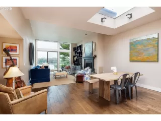 Photo #4: 19691154 Listing