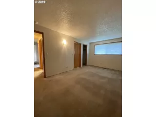 Photo #3: 19691656 Listing 