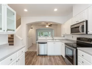 Photo #1: 19697157 Listing