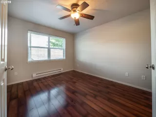 Photo #6: 19697711 Listing