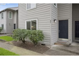 Photo #4: 197015965 Listing