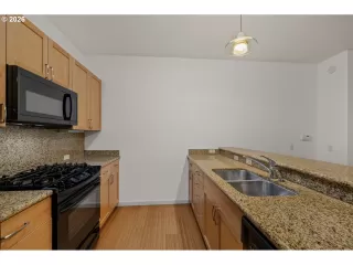 Photo #1: 198462110 Listing