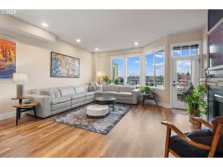 Photo #3: 198929986 Listing