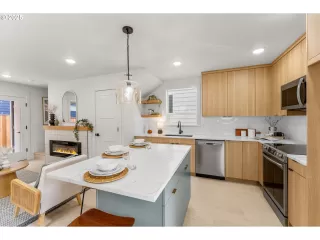 Photo #6: 199108082 Listing 