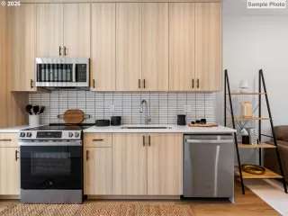 Photo #5: 199367445 Listing 