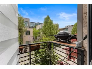 Photo #1: 199597092 Listing 