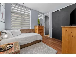 Photo #4: 199597092 Listing 