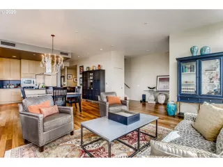 Photo #6: 20000681 Listing