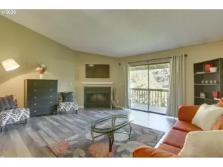 Photo #3: 20000976 Listing 