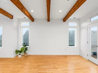 Photo #6: 20002194 Listing 