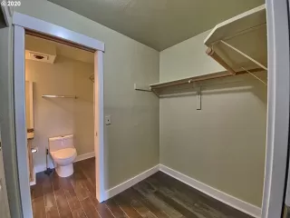 Photo #5: 20002284 Listing