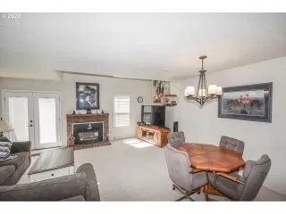 Photo #1: 20002897 Listing 