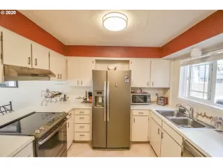 Photo #6: 20002897 Listing 