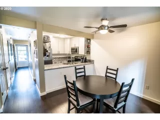 Photo #4: 20003341 Listing