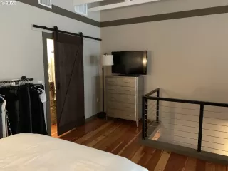 Photo #4: 20004632 Listing