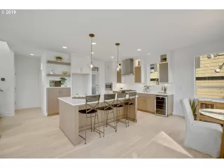 Photo #2: 20005115 Listing 