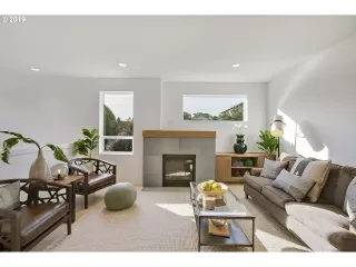 Photo #4: 20005115 Listing 