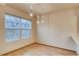 Photo #6: 20006090 Listing