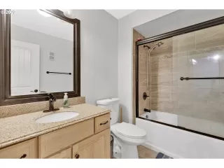 Photo #2: 20006191 Listing